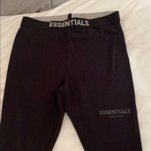 Essentials Women’s leggings